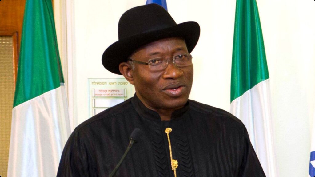 Lauya ya kai Jonathan kara a kotu kan tsayawa takara