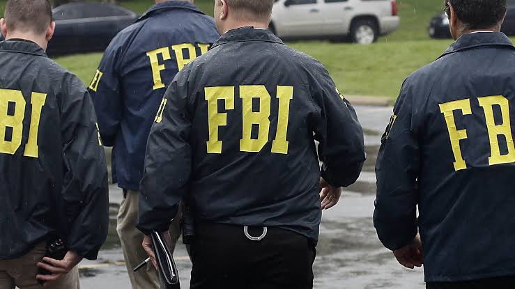 FBI ta sanya ladar dala dubu 100 kan duk wanda ya gano maharin da ya kashe Kirk